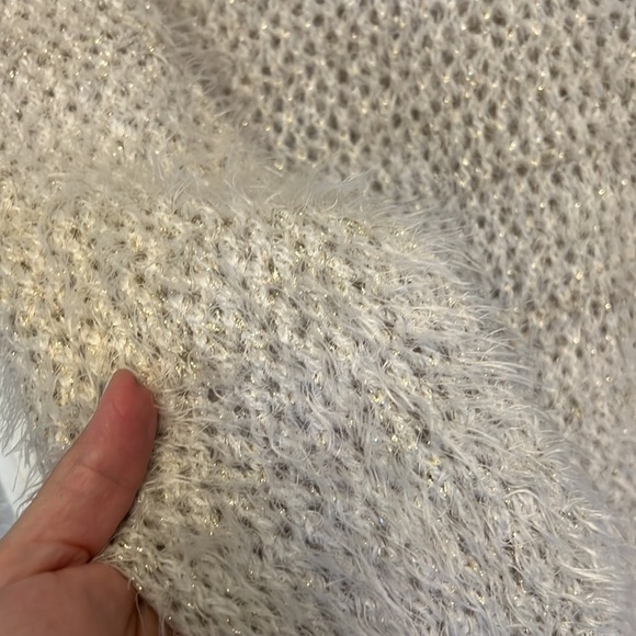 JEANS BY FUFFALO Shimmer Sweater - Picture 5 of 6